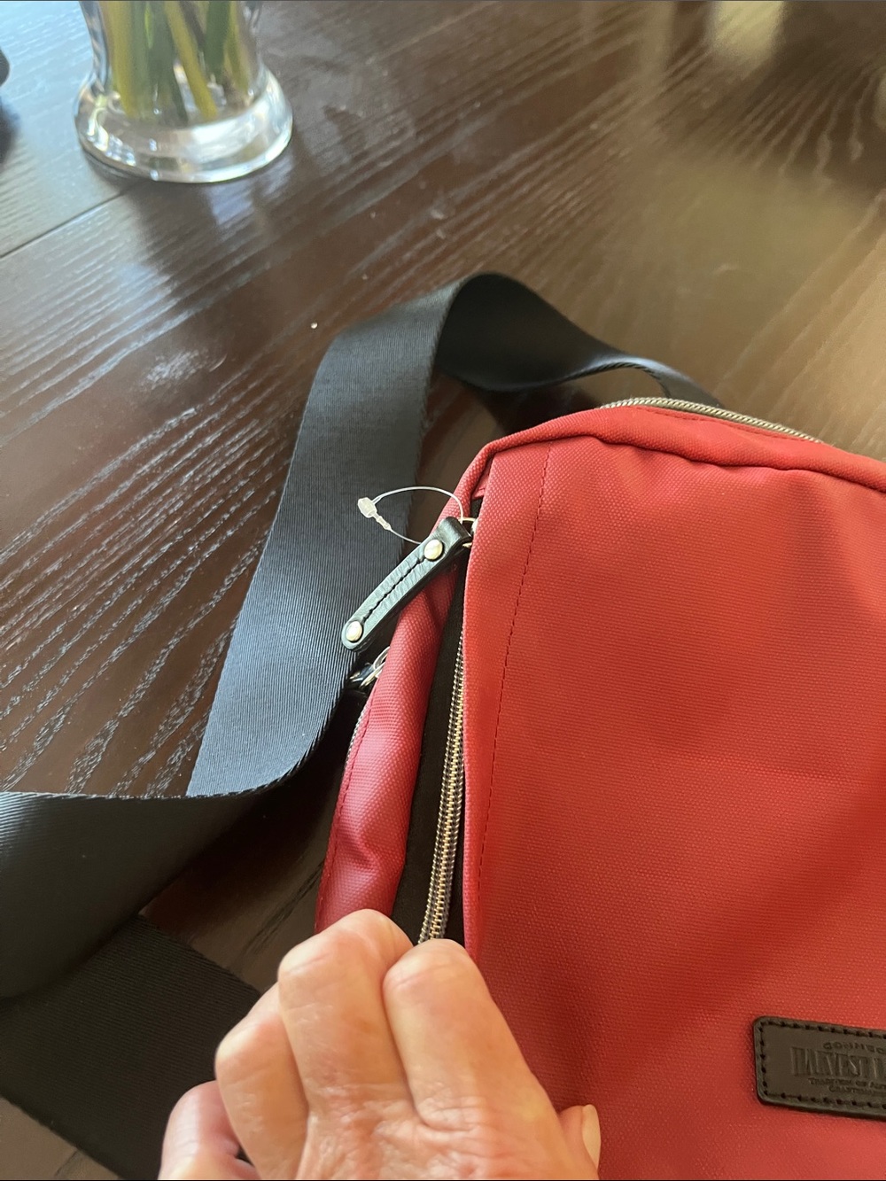 Harvest label Compact Red Sling Backpack for unisex  - Everyday Crossbody Carry - Picture 7 of 7